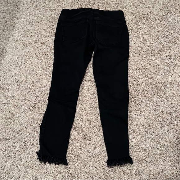 Two Pair Old Navy RockStar Petite Size 4 - Picture 7 of 10